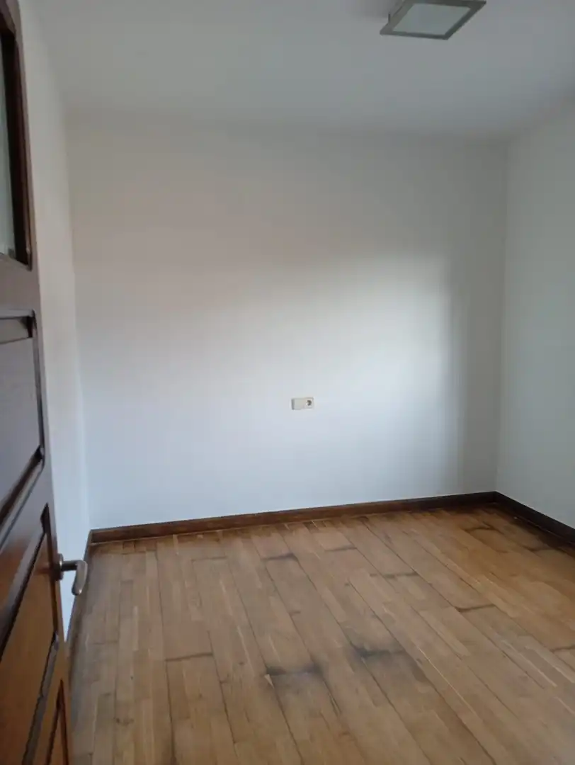 Bedroom of Country homes for sale in Siero  with Heating, Private garden and Parquet flooring