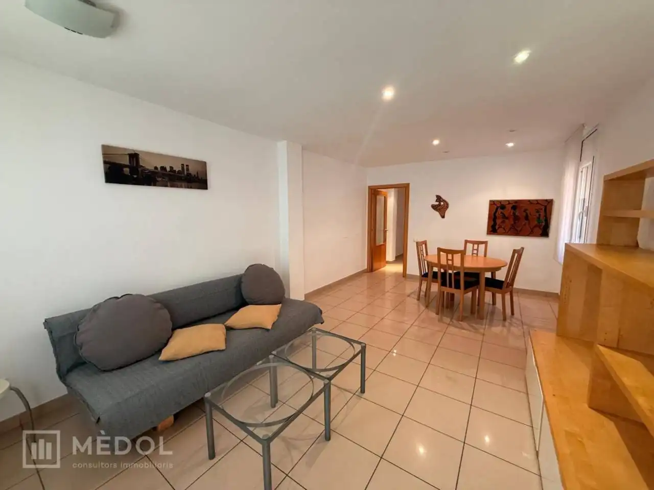 Flat for rent in Calle Smith, Nou Eixample Sud