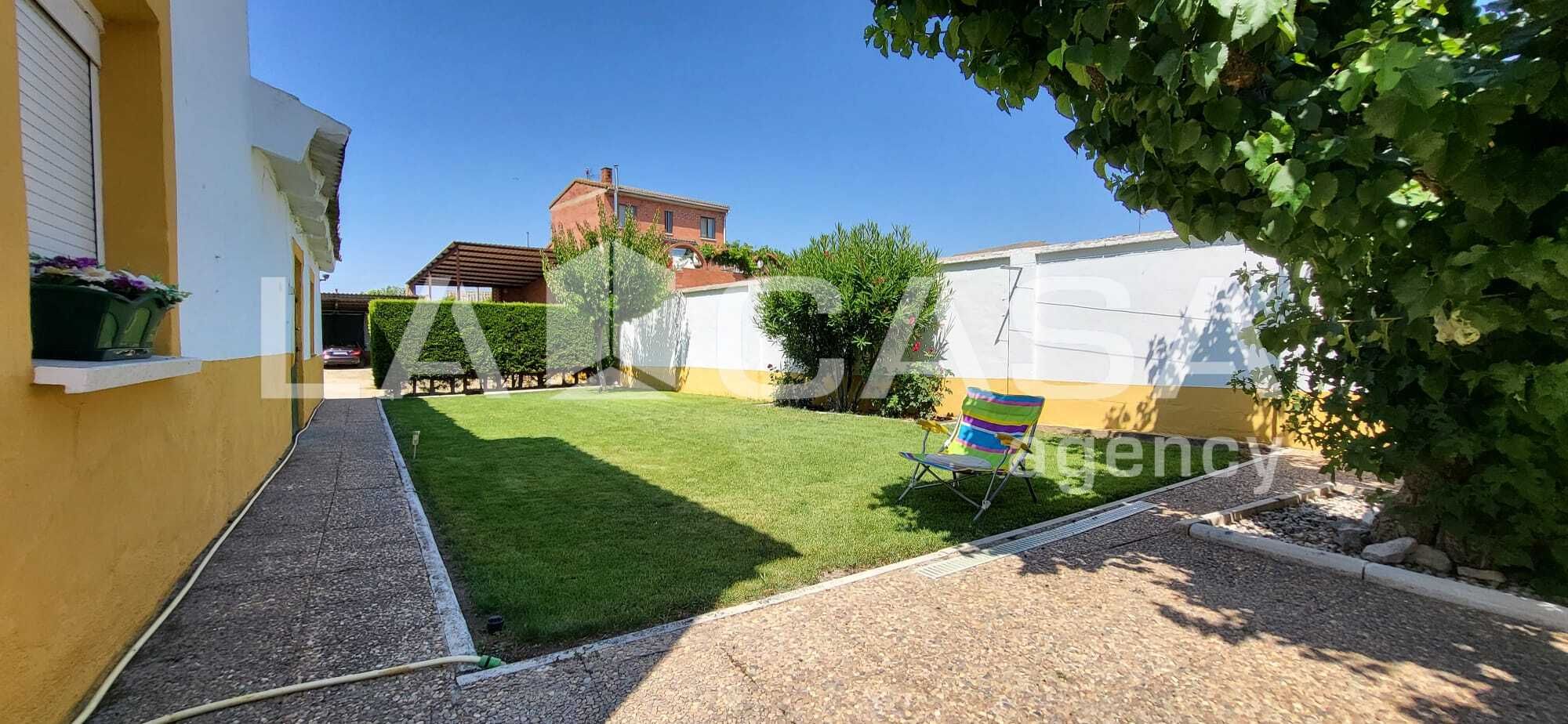 Jardí de Planta baixa en venda en Valdestillas amb Calefacció