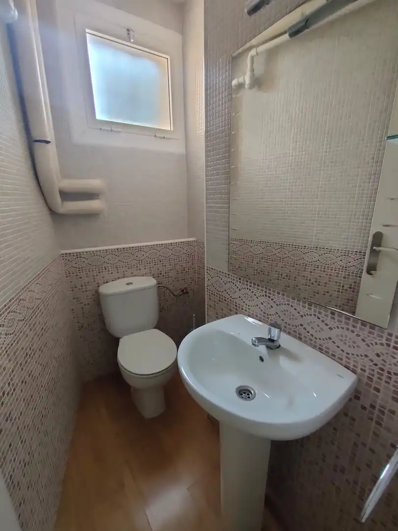 Baño de Oficina de alquiler en Castellbisbal