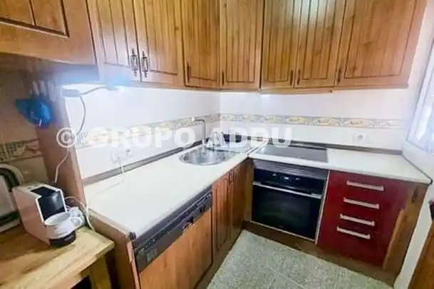 Cocina de Piso de alquiler en Sevilla con Aire acondicionado, Trastero y Amueblado