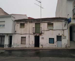 Vista exterior de Planta baixa en venda en Malpartida de Plasencia amb Jardí privat