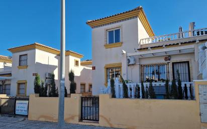 Exterior view of House or chalet for sale in Orihuela  with Air Conditioner, Private garden and Terrace