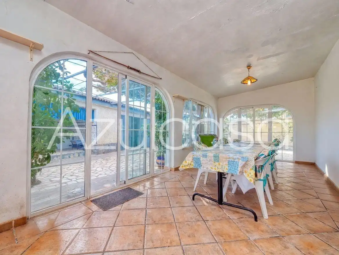 Jardí de Casa o xalet en venda en Busot amb Aire condicionat, Traster i Piscina