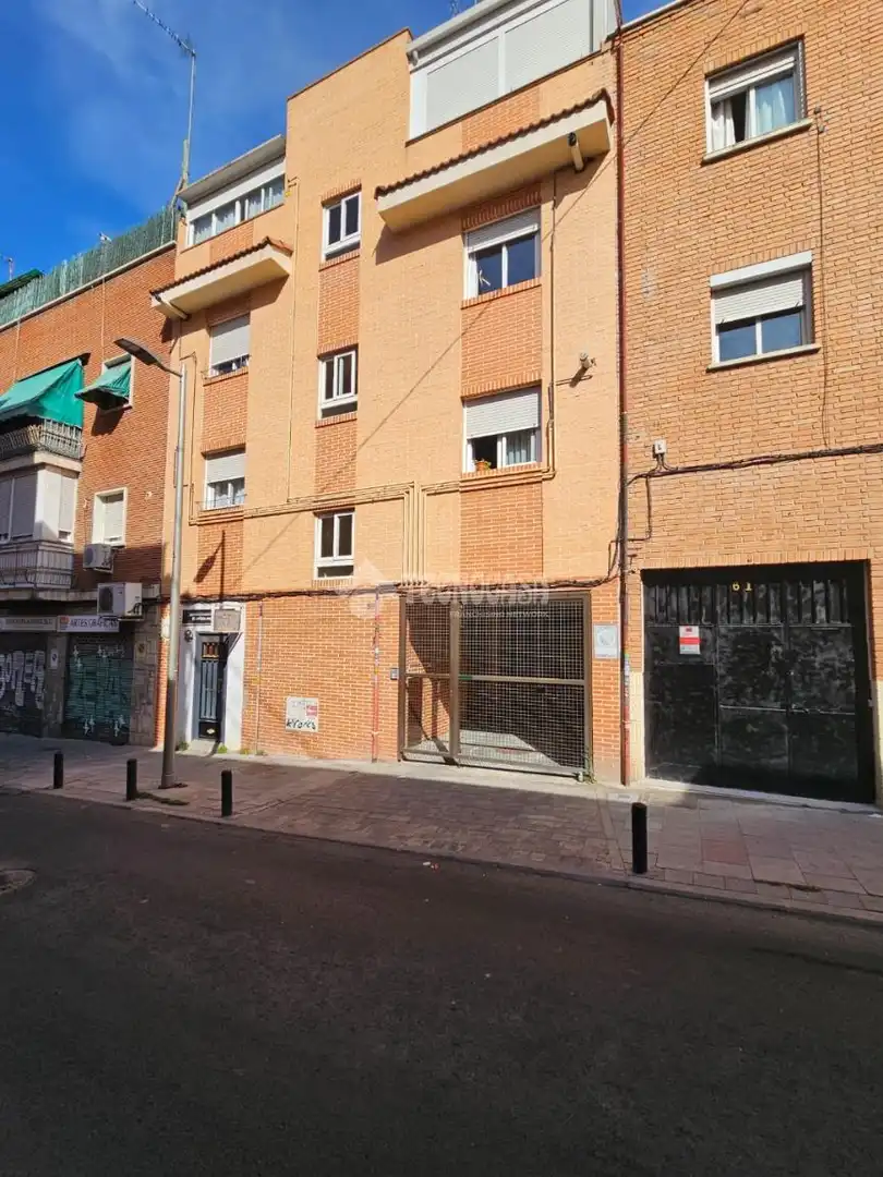 Wohnung mit Aufzug zum Verkauf in Tetuán