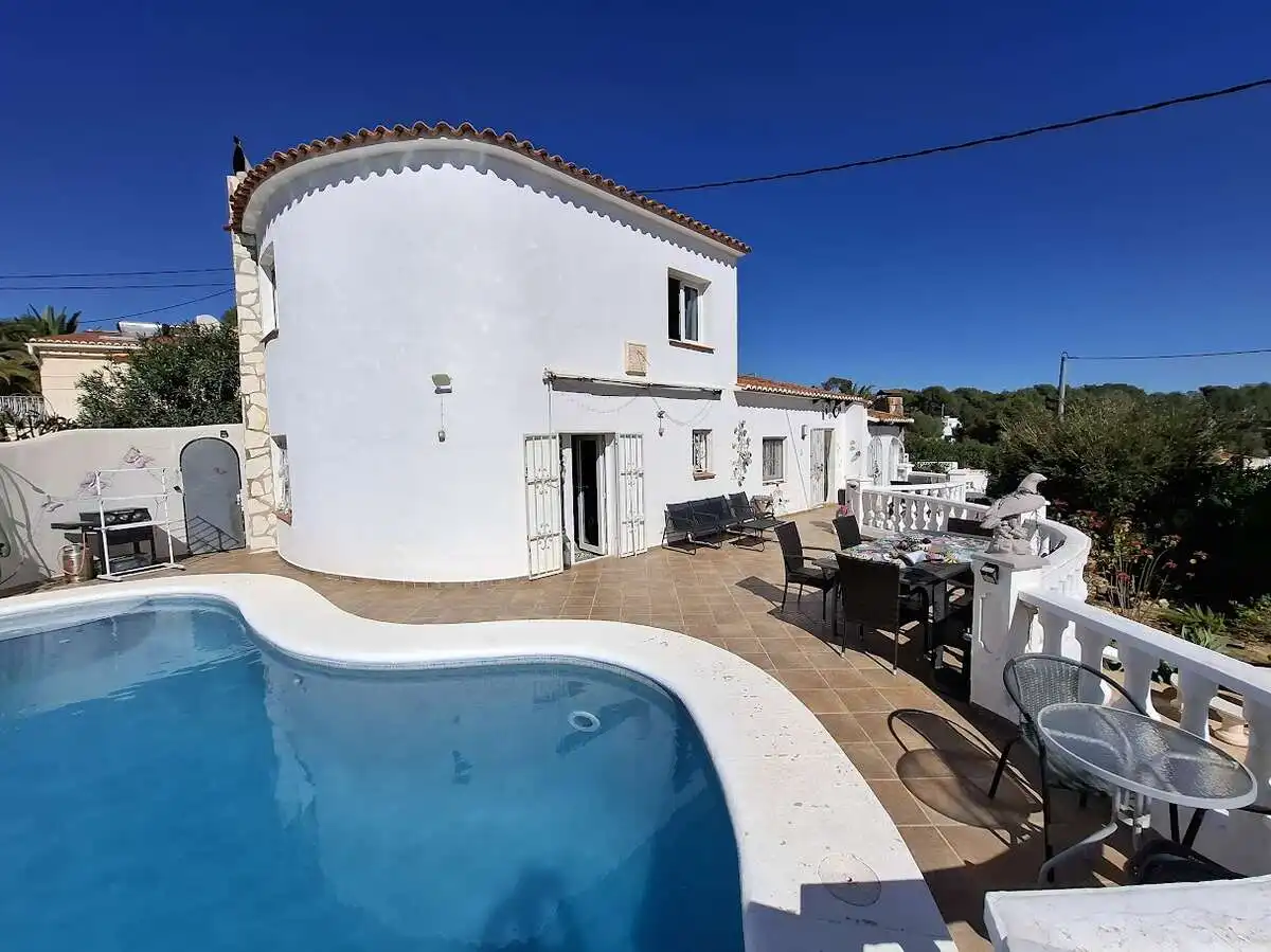 Vista exterior de Casa o chalet en venta en Guardamar del Segura con Calefacción, Jardín privado y Terraza