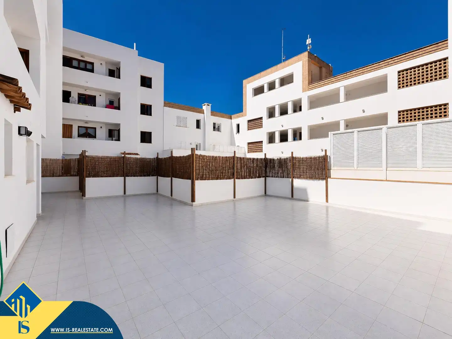 Piso con piscina en venta en Santa Eulària, imagen 26
