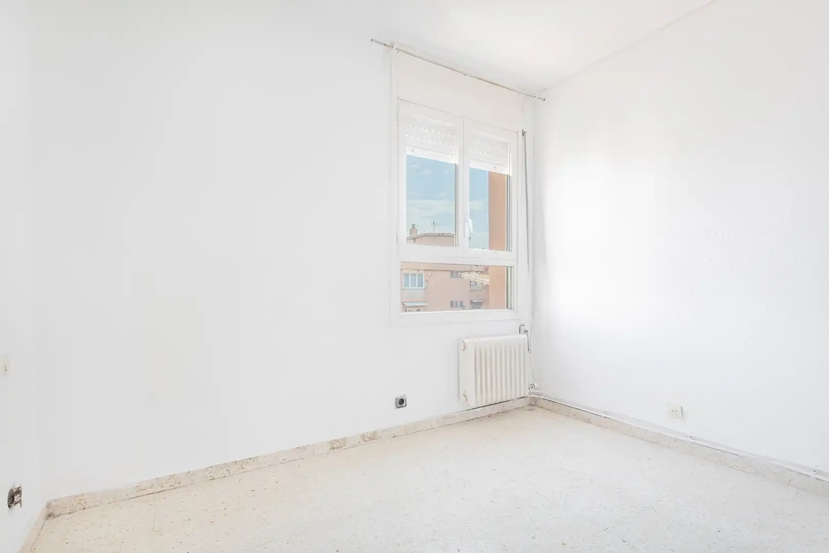 Schlafzimmer von Wohnung zum Verkauf in Barcelona mit Heizung, Terrasse und Balkon
