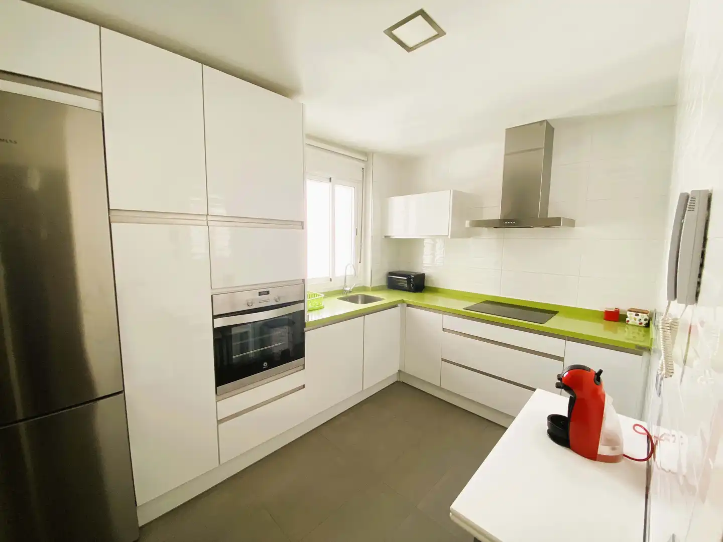 Kitchen of Flat for sale in Chiclana de la Frontera  with Air Conditioner and Heating