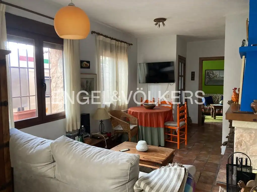 Sala de estar de Casa adosada en venta en Prádena con Calefacción y Terraza