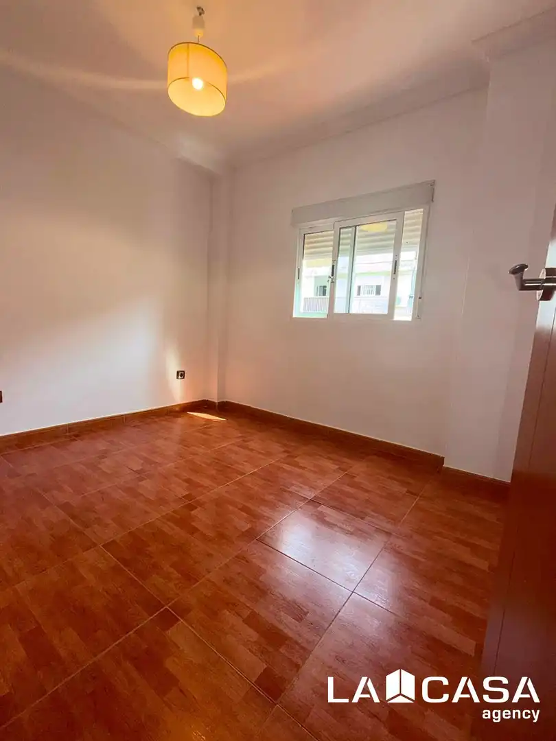 Dormitori de Pis en venda en Dos Hermanas