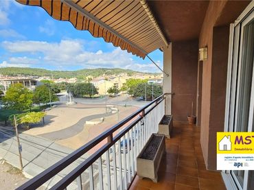 Wohnung mit Balkon zum Verkauf in Carrer d'Angel Guimerà