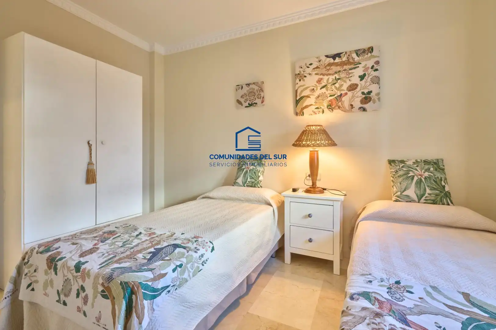 Dormitori de Casa o xalet en venda en El Puerto de Santa María amb Aire condicionat, Jardí privat i Terrassa
