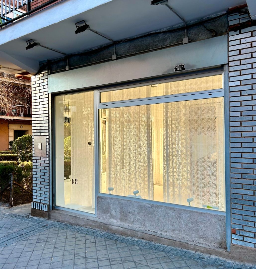 Premises for rent in  Madrid Capital  with Air Conditioner, Heating and Furnished