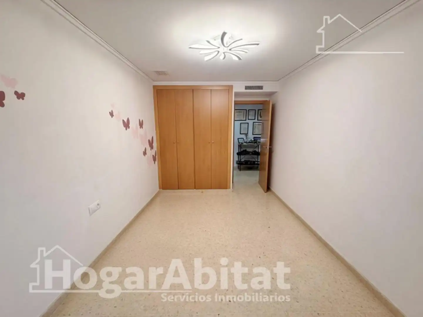 Bedroom of Flat for sale in Montserrat  with Air Conditioner, Heating and Terrace