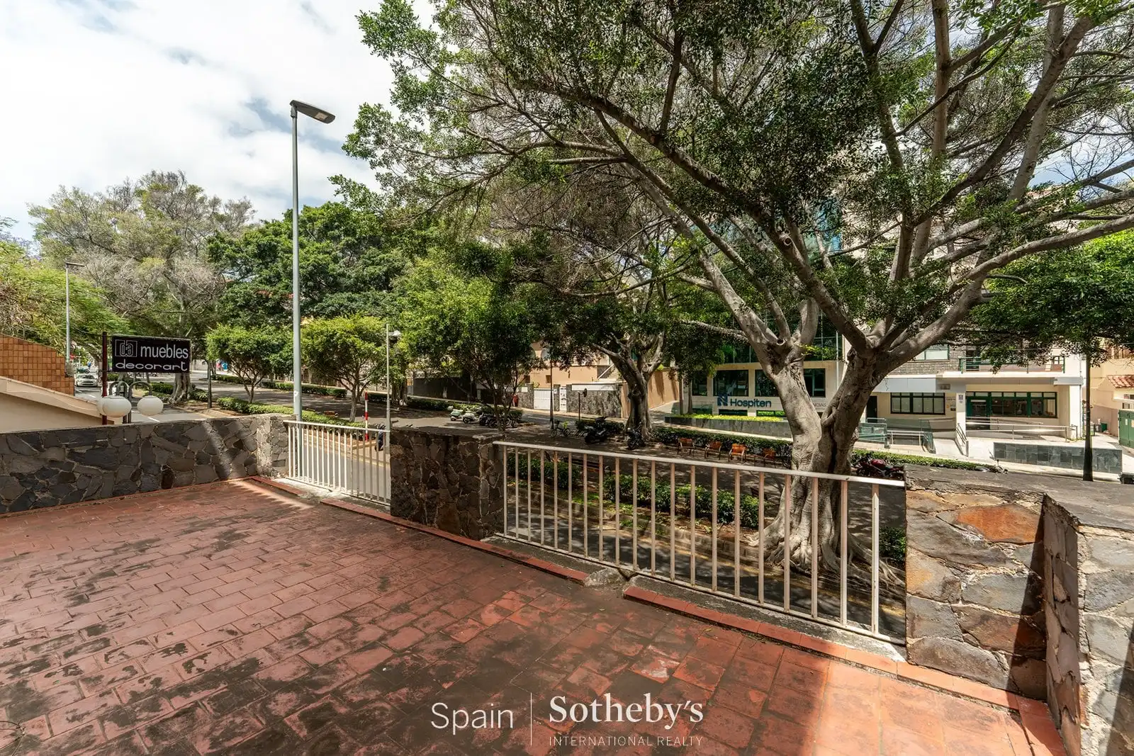Vista exterior de Casa adosada en venda en Santa Cruz de Tenerife amb Jardí privat, Terrassa i Traster