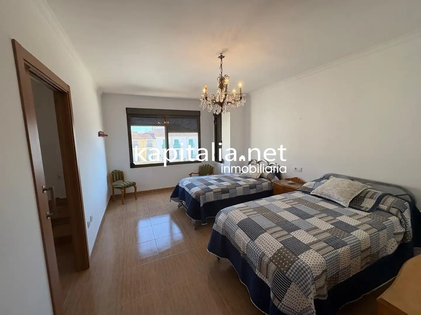 Habitación de Dúplex en venta en Enguera con Balcón