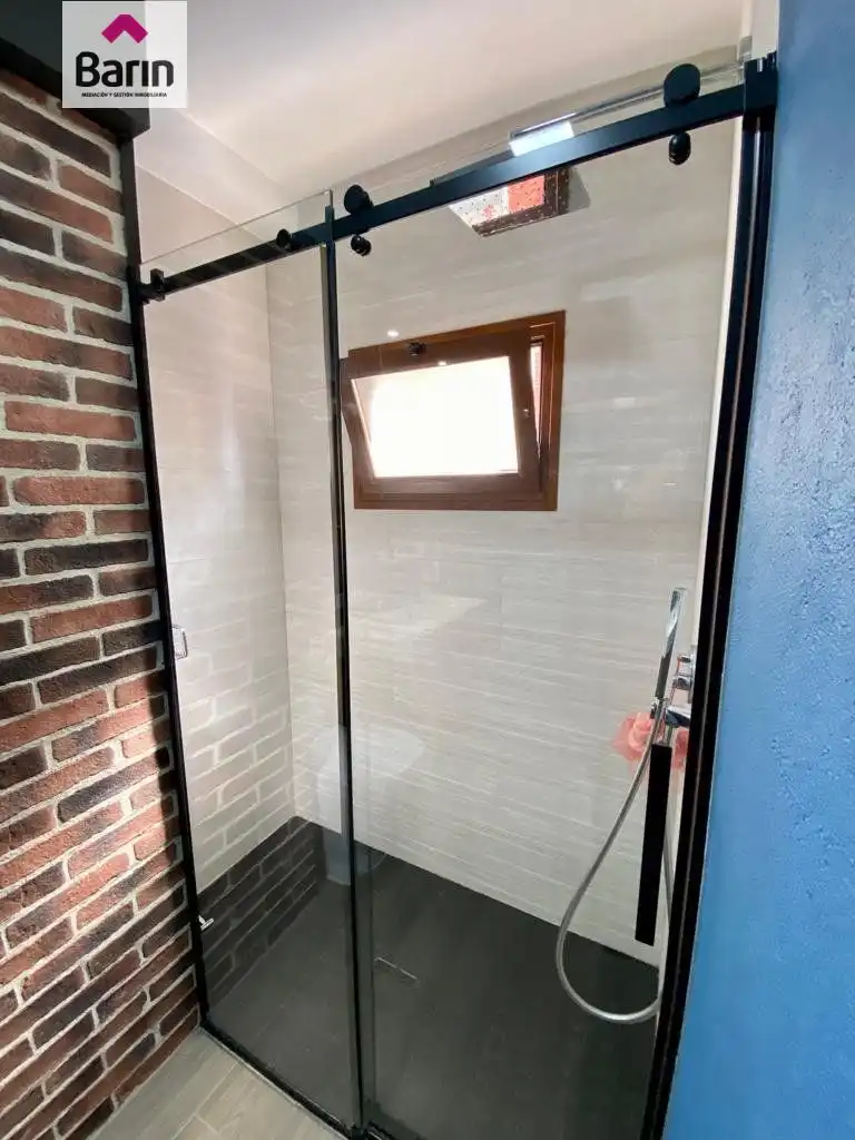 Baño de Piso de alquiler en Córdoba con Aire acondicionado, Calefacción y Terraza
