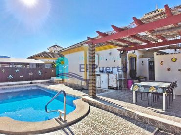 Villa avec jardin à vendre à Mazarrón Casco Urbano