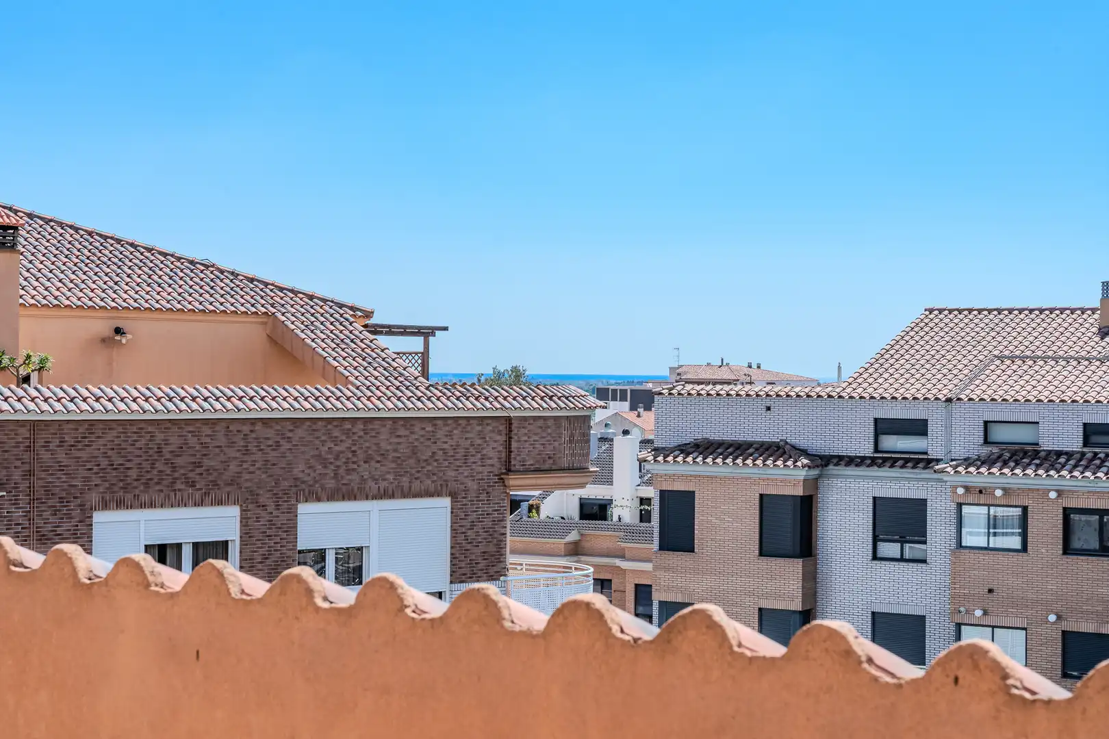 Vista exterior de Dúplex en venda en Vila-real amb Aire condicionat, Calefacció i Terrassa