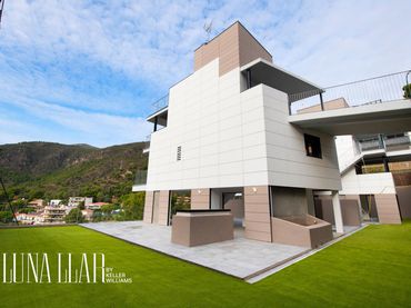 Casa in vendita a Castelldefels - Carrer d Alcover