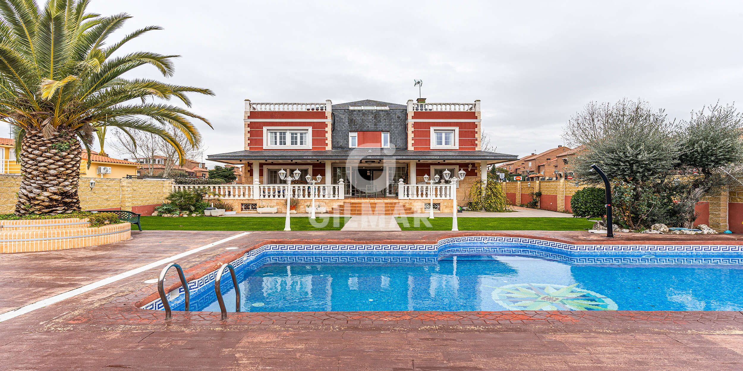 Jardí de Casa o xalet en venda en Arroyomolinos (Madrid) amb Calefacció, Jardí privat i Piscina