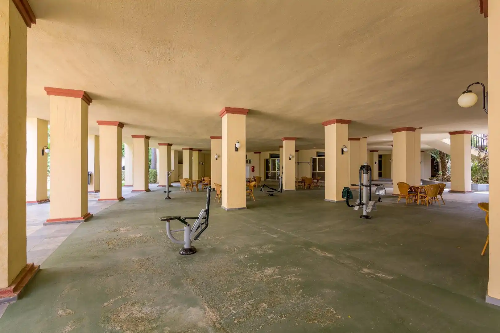 Flat for sale in Marbella  with Air Conditioner, Heating and Private garden