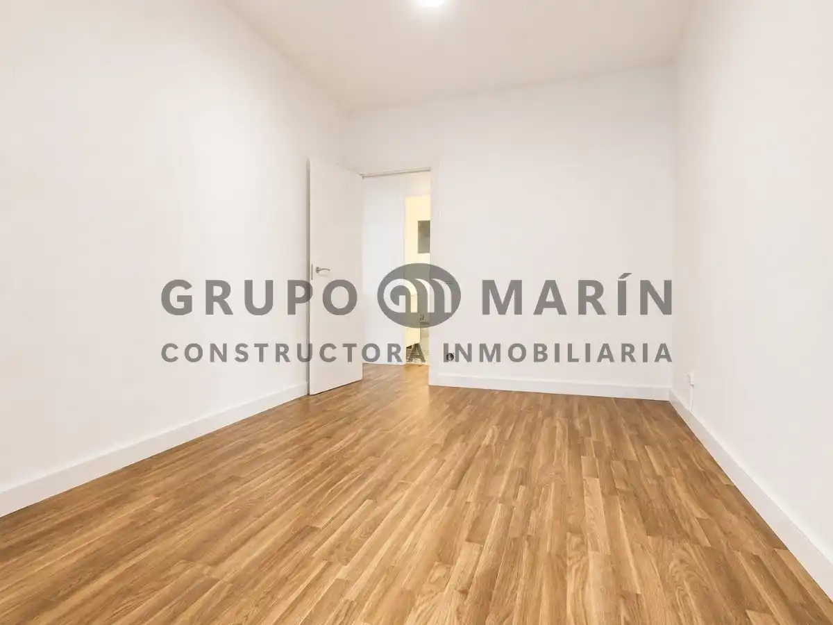Flat for sale in Calle Santa Engracia, imagen 10