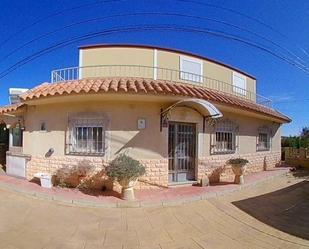 Vista exterior de Finca rústica en venda en Rioja amb Aire condicionat, Calefacció i Jardí privat