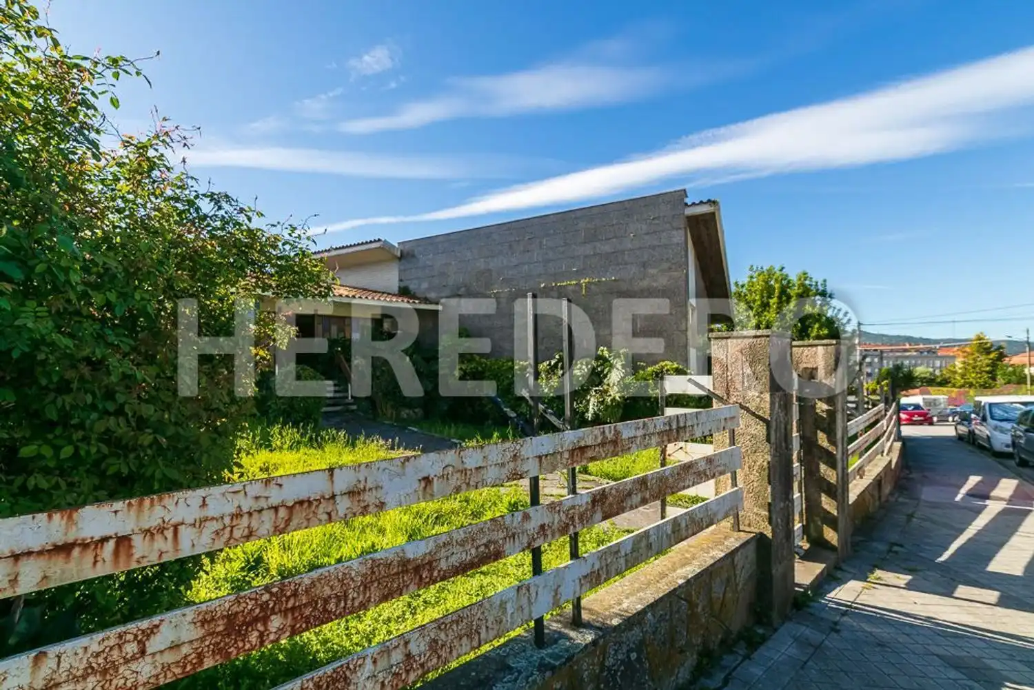 Jardín de Casa o chalet en venta en Vigo  con Trastero