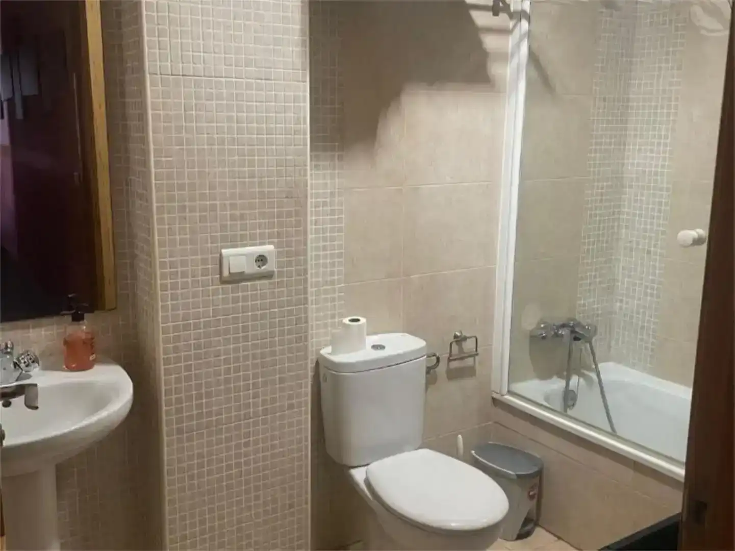 Bany de Casa o xalet en venda en Aldea del Cano amb Aire condicionat, Jardí privat i Traster