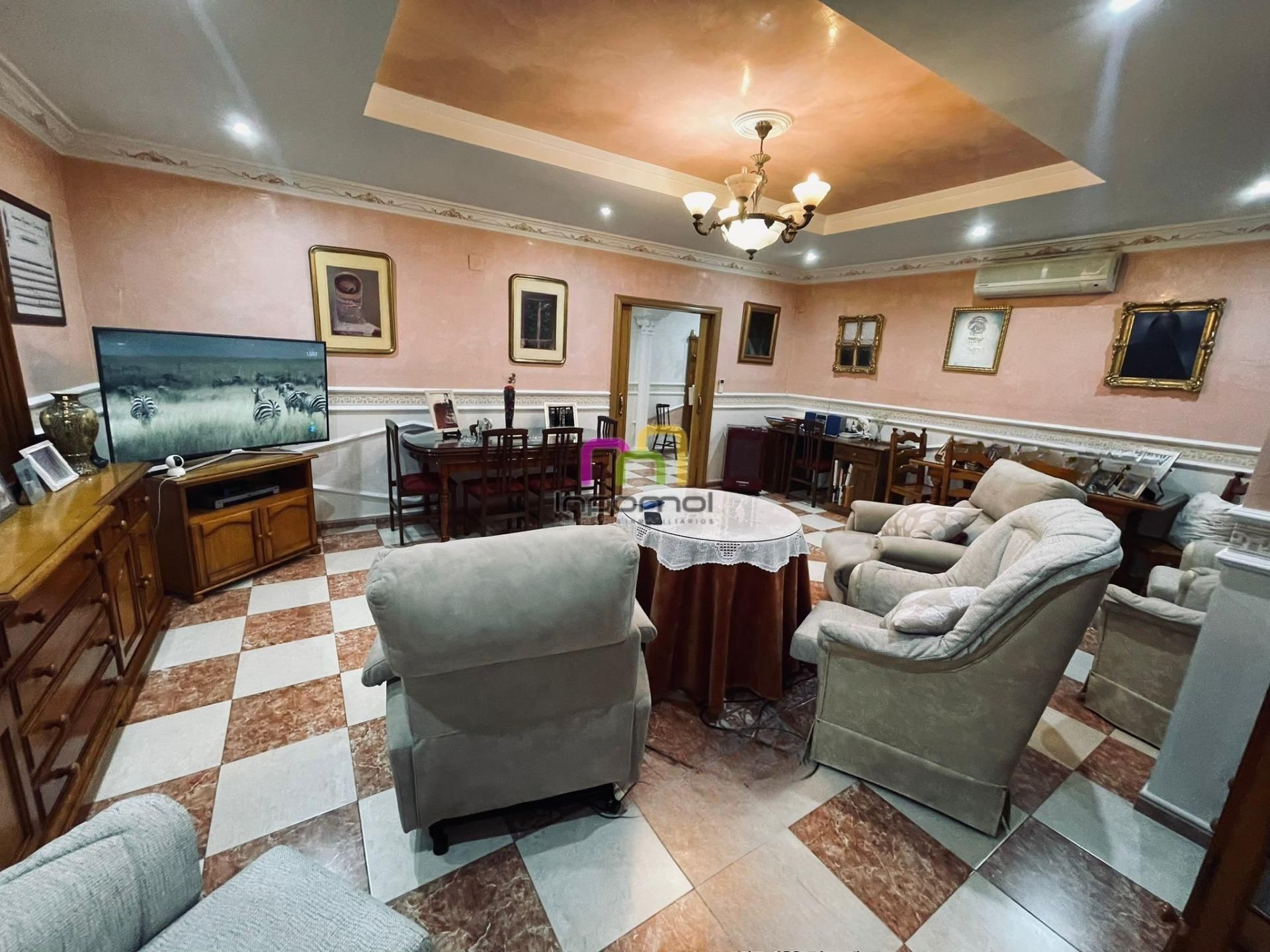 Living room of Flat for sale in Badajoz Capital  with Air Conditioner, Heating and Terrace