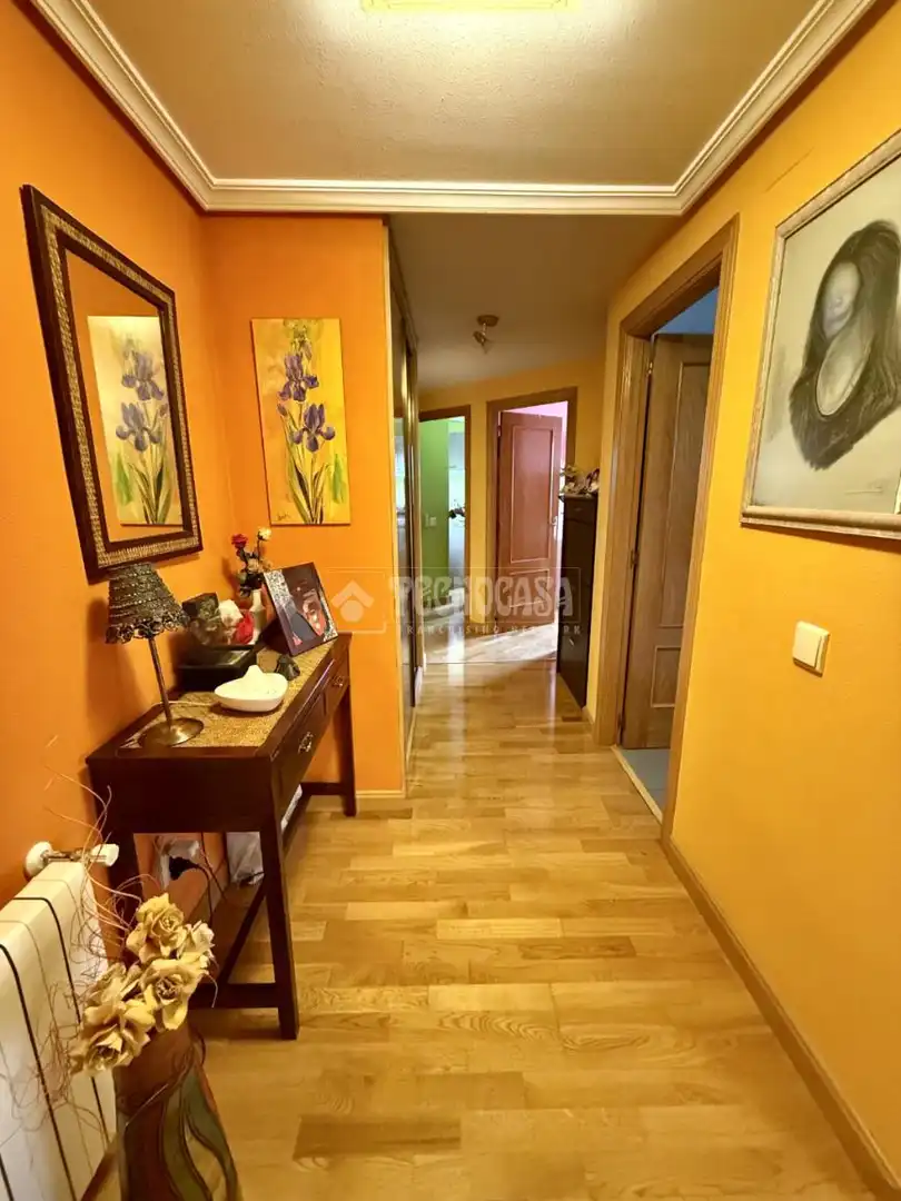 Flat for sale in Madrid  with Air Conditioner and Heating