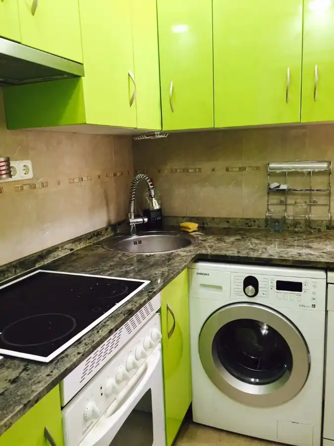Cocina de Piso de alquiler en  Madrid Capital con Aire acondicionado y Calefacción