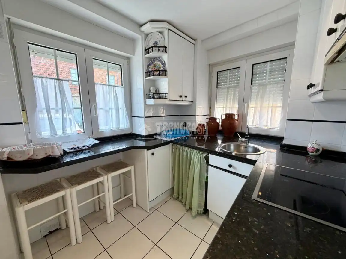 Cocina de Casa o chalet en venta en Carrizo con Calefacción y Terraza