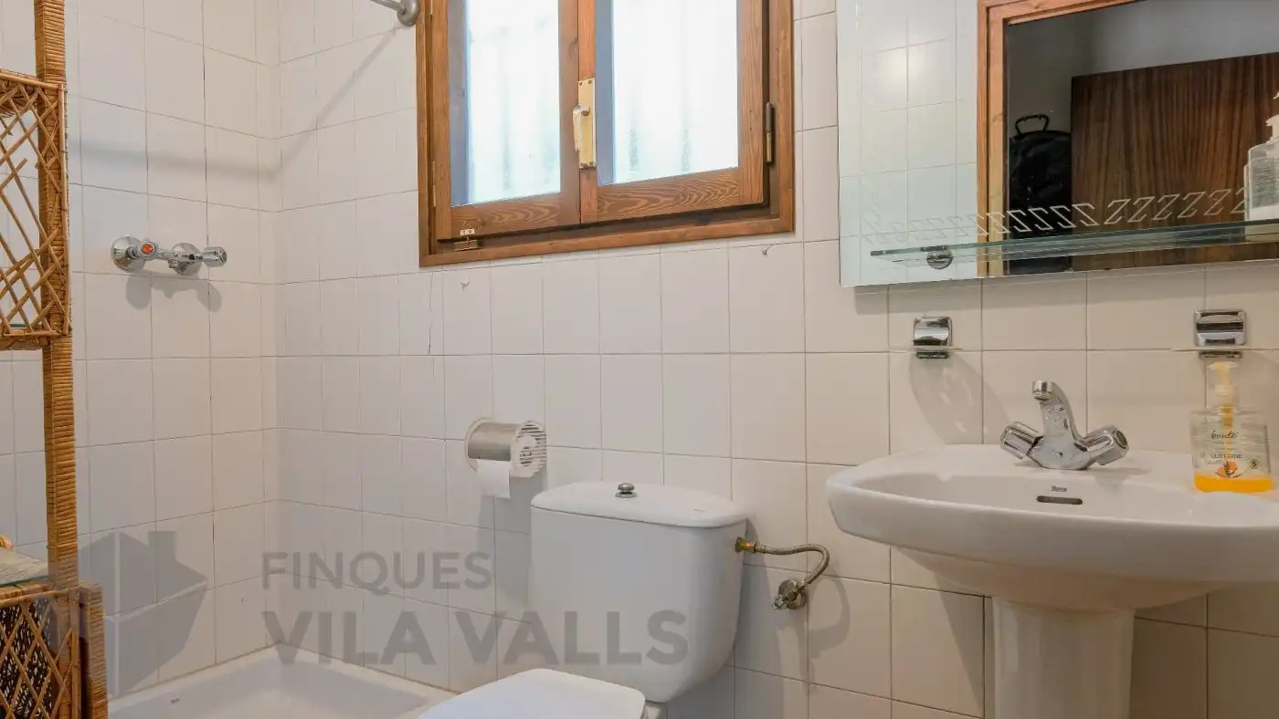 Schlafzimmer von Haus oder Chalet zum Verkauf in Sant Quirze Safaja mit Privatgarten und Balkon