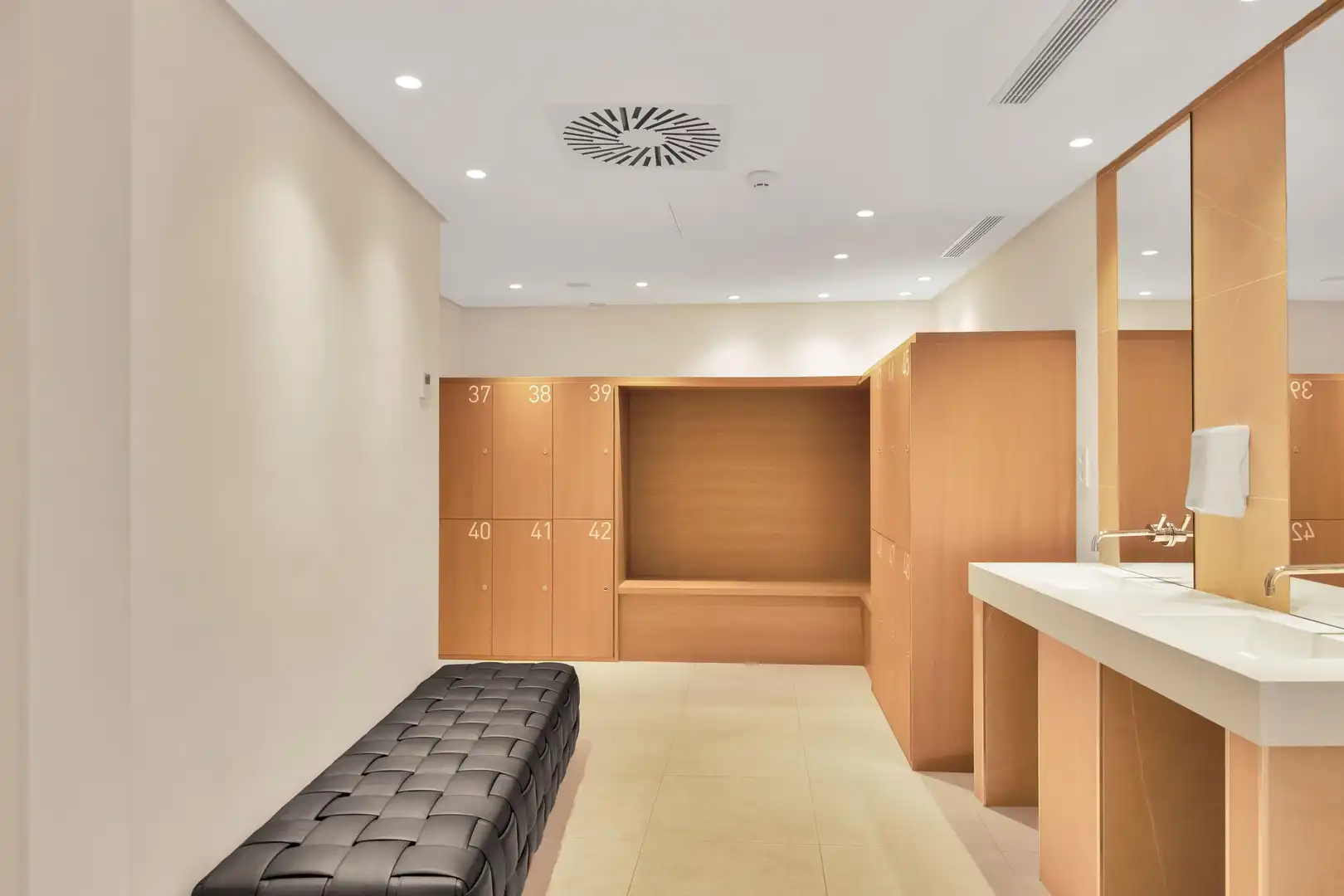 Apartment with pool for sale in 12 Calle Londres, imagen 40