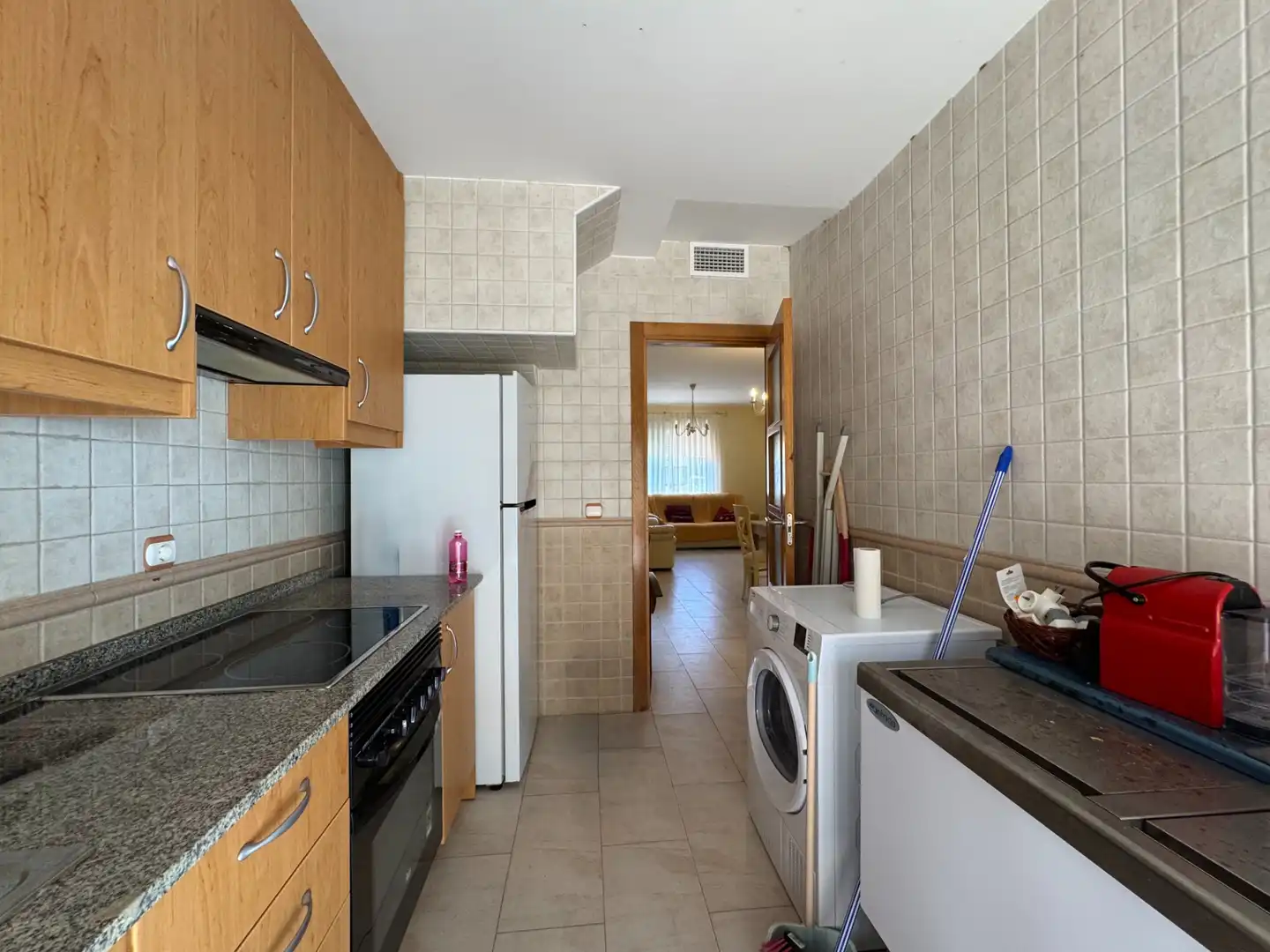 Cuina de Casa adosada en venda en Pilar de la Horadada amb Aire condicionat, Jardí privat i Terrassa