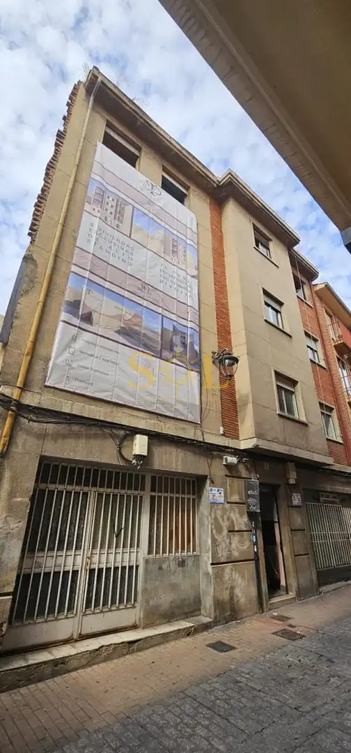 Immobles singulars en venda a Casco Antiguo, imagen 21
