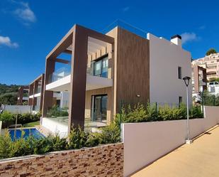 Vista exterior de Casa o xalet en venda en Capdepera amb Aire condicionat, Terrassa i Piscina