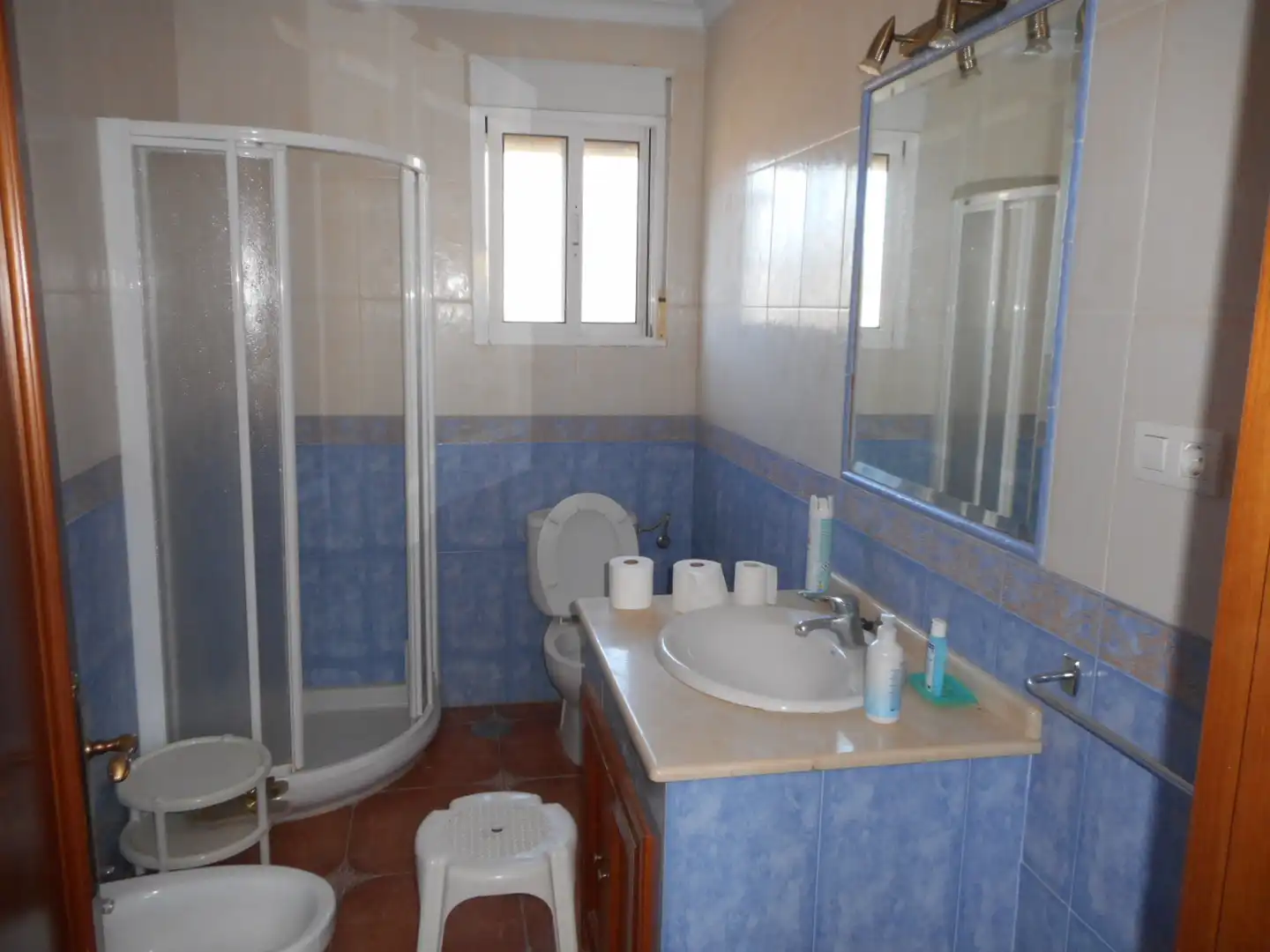 Baño de Casa adosada en venta en Álora con Calefacción, Jardín privado y Trastero