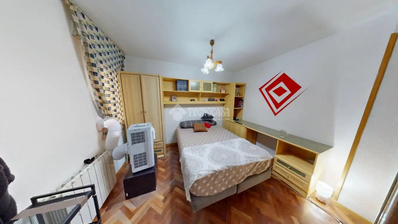 Habitación de Piso en venta en Leganés con Calefacción