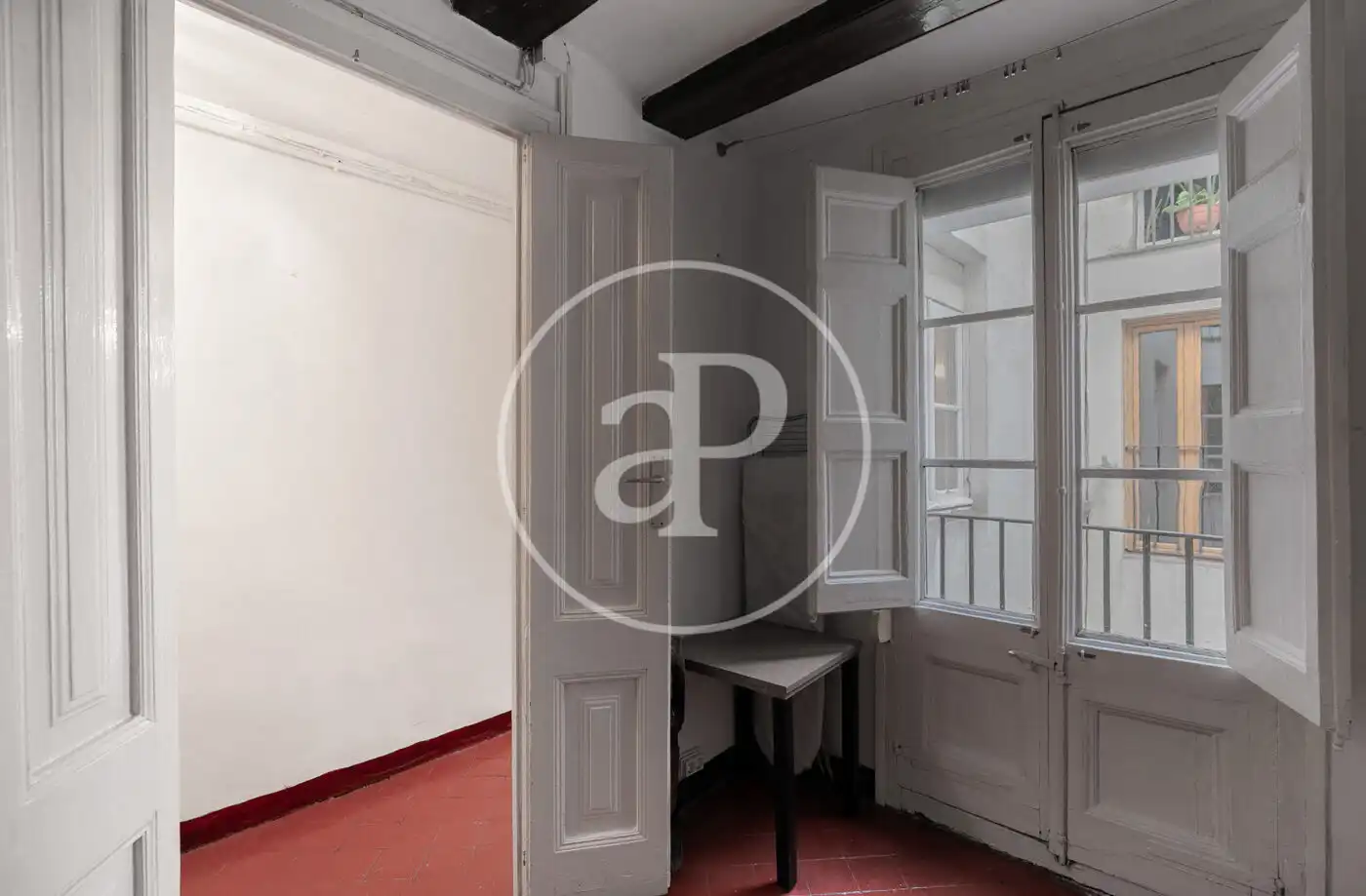Wohnung zum Verkauf in Barcelona mit Heizung und Balkon