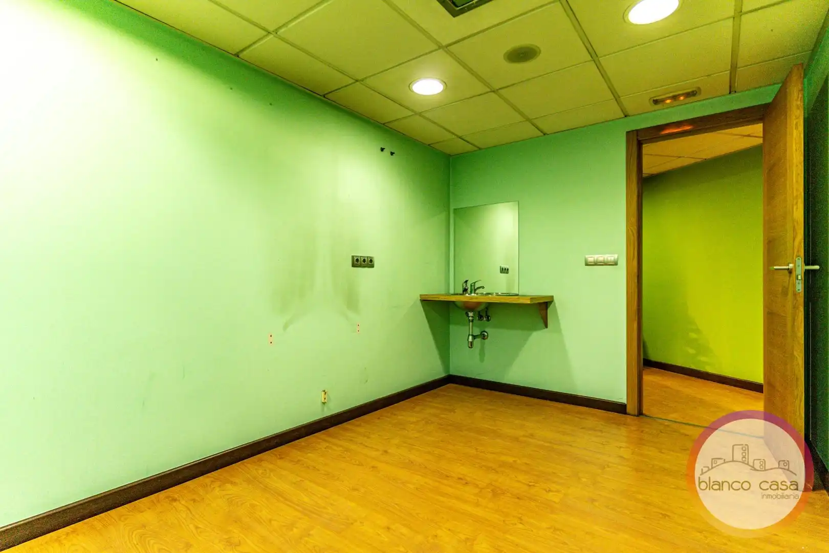 Local comercial en venda a Carballo, imagen 23