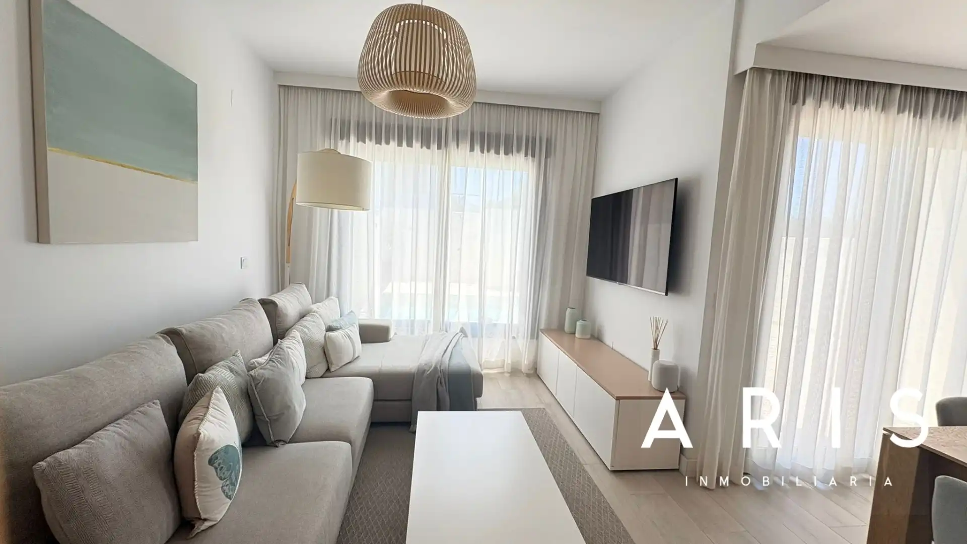 Sala de estar de Casa adosada en venta en Alhaurín de la Torre con Aire acondicionado, Jardín privado y Parquet