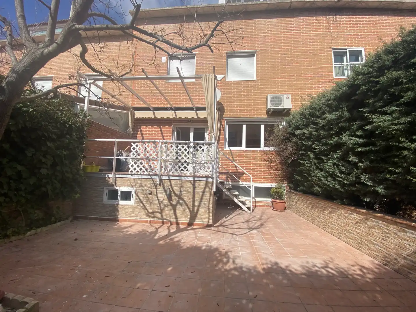 Vista exterior de Casa o chalet de alquiler en Las Rozas de Madrid con Aire acondicionado, Lavadora y Microondas