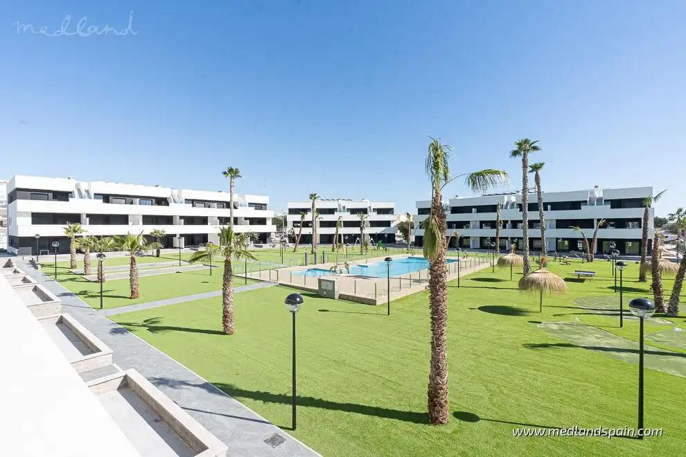 Apartamento con piscina en venta en El Raso, imagen 15