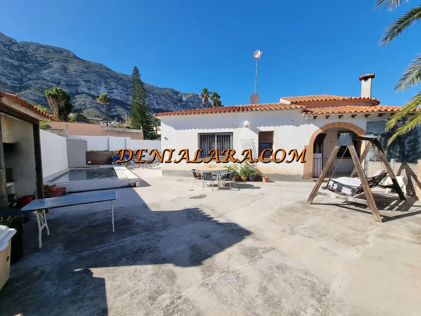 Exterior view of Houses for sale in Dénia  with Air Conditioner, Heating and Private garden