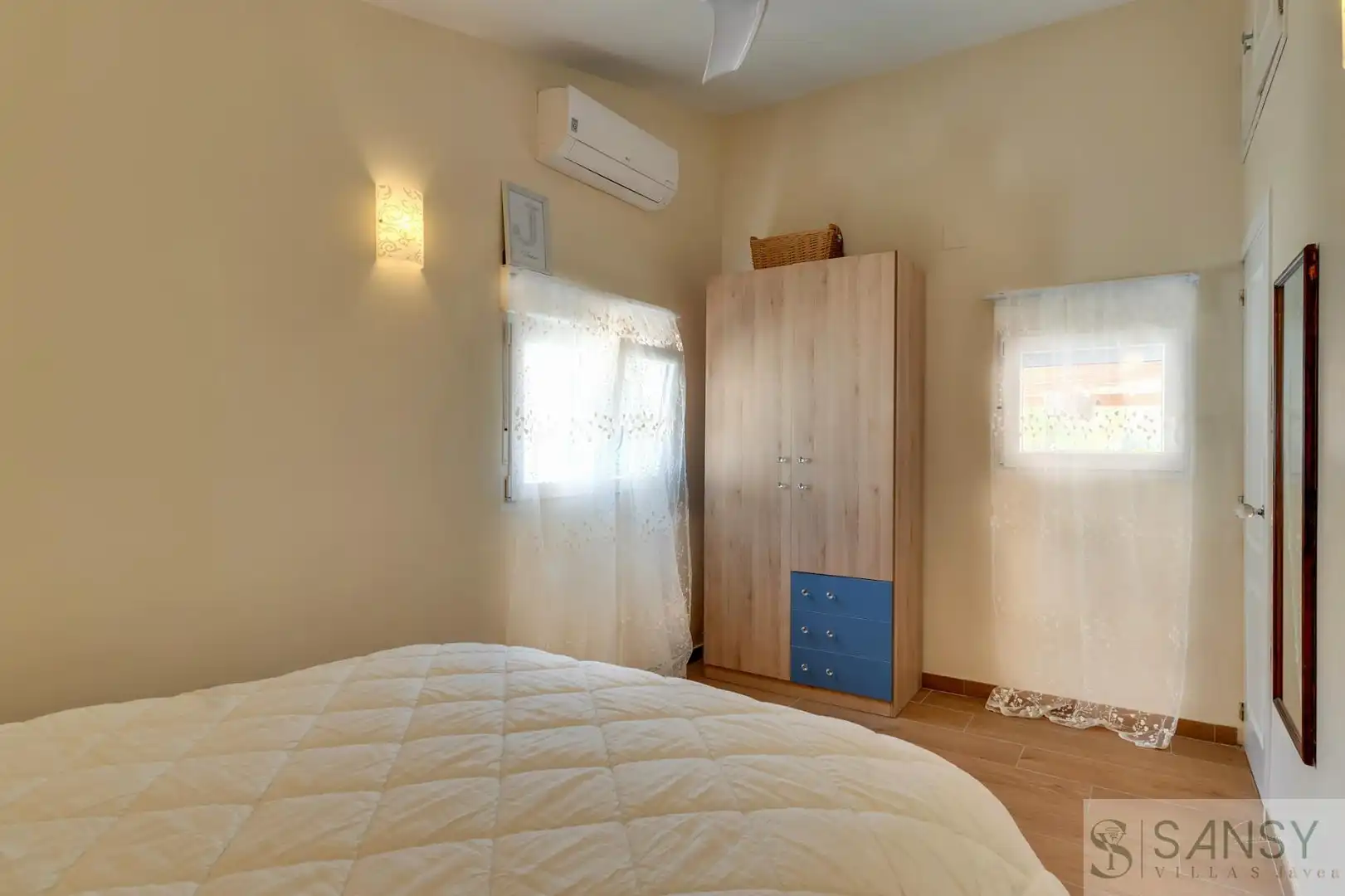 Bedroom of Houses for sale in Jávea / Xàbia  with Air Conditioner, Heating and Storage room