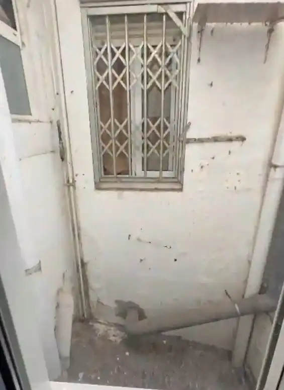 Vista exterior de Piso en venta en L'Hospitalet de Llobregat